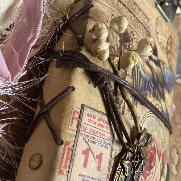 Vintage Travel Wrap Journal + Embellishments - Picture 5 of 7